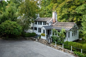 Homes for sale in Salisbury, CT | 50 Main St, Salisbury, CT 06039 | MLS# 24126748