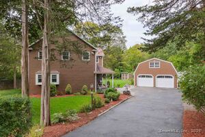 Homes for sale in New Fairfield, CT | 15 Flak Ln, New Fairfield, CT 06812 | MLS# 24127151