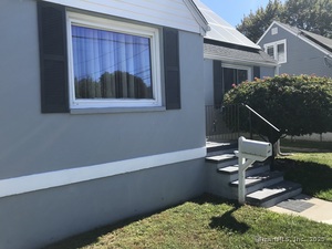 Homes for sale in Stratford, CT | 216 Clover St, Stratford, CT 06614 | MLS# 24126516