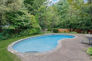 Homes for sale in Stamford, CT | 185 Haviland Rd, Stamford, CT 06903 | MLS# 24126866