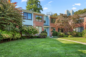 61 Hills Lane