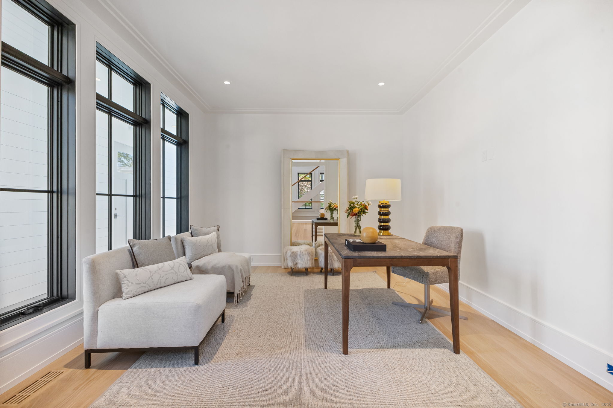 Greenwich, Connecticut, 06830, United States, 5 Bedrooms Bedrooms, ,5.5 BathroomsBathrooms,Residential,For Sale,1959993