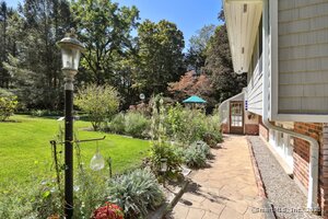 Homes for sale in Bethel, CT | 62 Walnut Hill Rd, Bethel, CT 06801 | MLS# 24126819