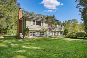 12 Upper Parish Drive