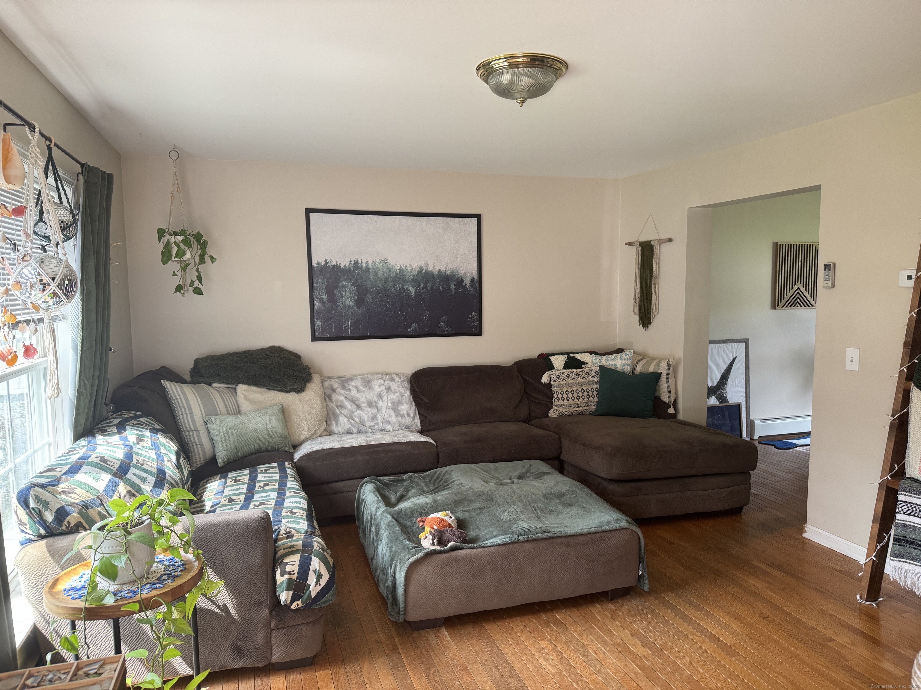 Homes for sale in Norwich, CT | 11 Carpenter St, Norwich, CT 06360 | MLS# 24128159