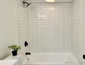 Homes for sale in Southbury, CT | 114 Heritage Vlg #C, Southbury, CT 06488 | MLS# 24128139