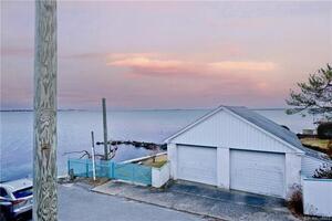 Homes for sale in Stonington, CT | 20 Omega St, Stonington, CT 06378 | MLS# 24128180