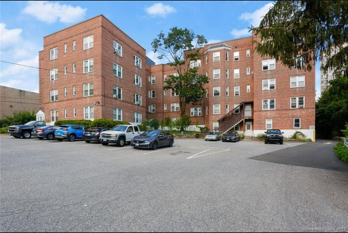 70 Strawberry Hill Avenue, Stamford, Connecticut photo 1