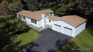 Homes for sale in Pomfret, CT | 815 Mashamoquet Rd, Pomfret, CT 06259 | MLS# 24127886