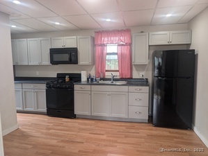 Homes for sale in Torrington, CT | 279 Main St, Torrington, CT 06790 | MLS# 24128467