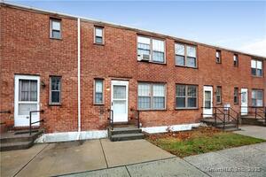 Homes for sale in Bridgeport, CT | 11 Nob Hill Cir #11, Bridgeport, CT 06610 | MLS# 24128449