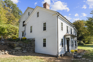 Homes for sale in Bethel, CT | 62 Codfish Hill Rd, Bethel, CT 06801 | MLS# 24128777