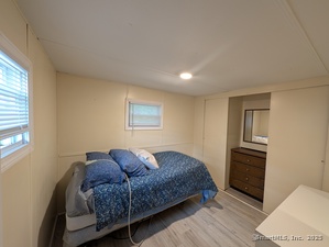 Homes for sale in Shelton, CT | 14 Horseshoe Dr, Shelton, CT 06484 | MLS# 24128712