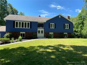 Homes for sale in Hamden, CT | 34 Lloyd St, Hamden, CT 06518 | MLS# 24128828