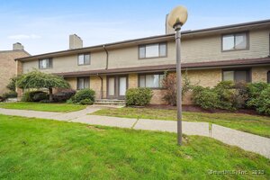 Homes for sale in Stamford, CT | 2289 Bedford St #G17, Stamford, CT 06905 | MLS# 24128452