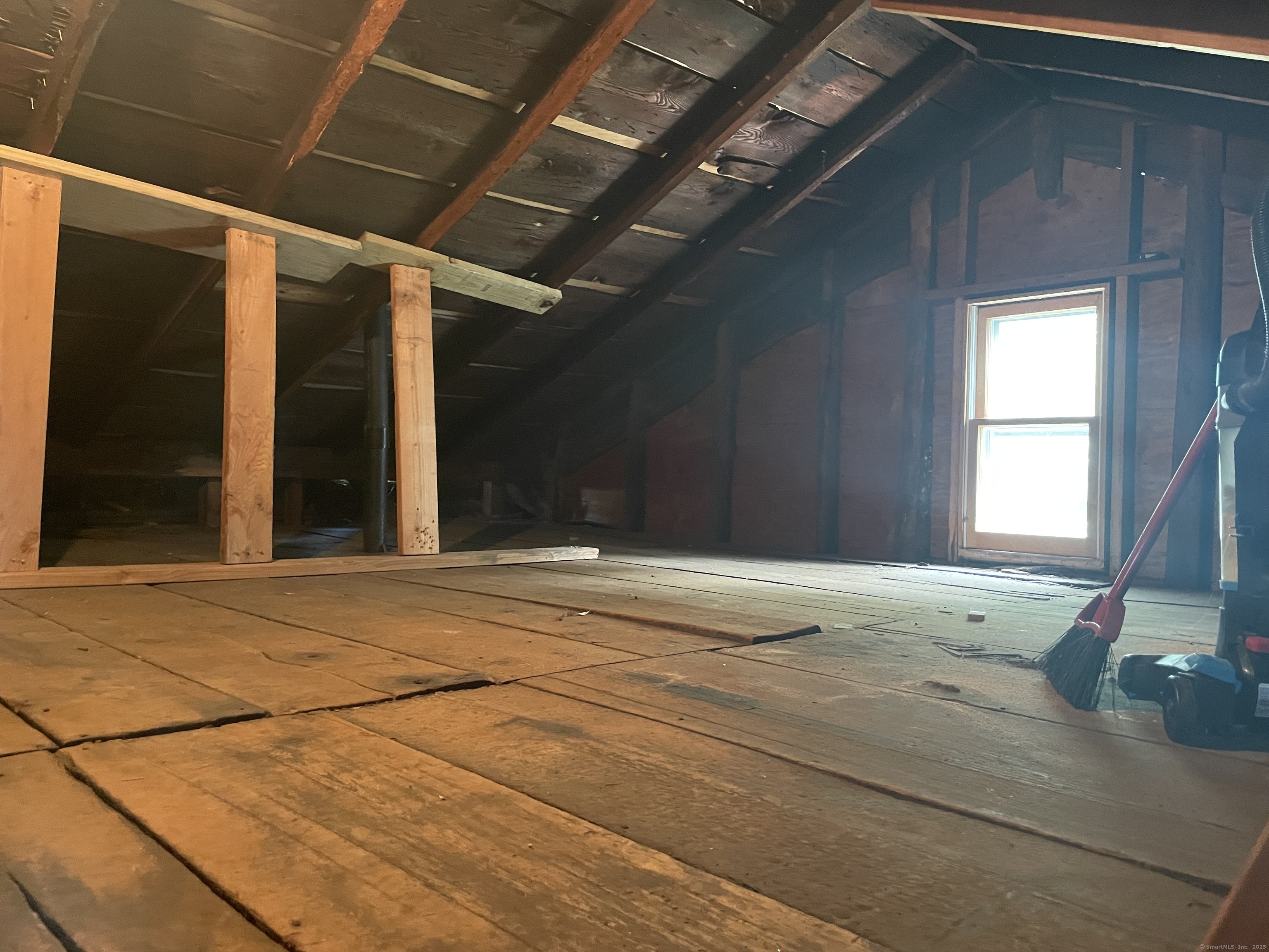 60 Academy, Bristol, 06010, 2 Bedrooms Bedrooms, 0 ,2 BathroomsBathrooms,Residential Rental,For Sale,Academy,0,24128779