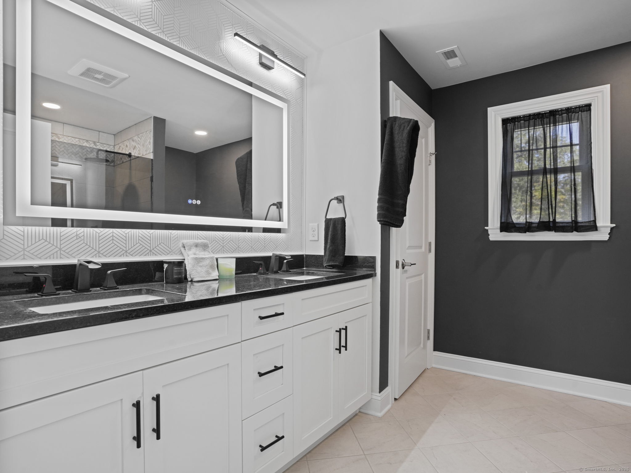 308 Vista View, Southbury, 06488, 4 Bedrooms Bedrooms, 0 ,2 BathroomsBathrooms,Single Family For Sale,For Sale,Vista View,0,24127351