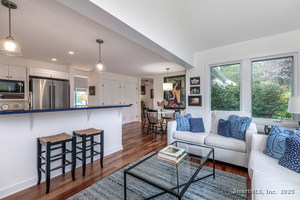 Homes for sale in Salisbury, CT | 87 Canaan Rd #APT 6A, Salisbury, CT 06068 | MLS# 24128429