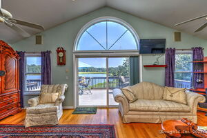 Homes for sale in Milford, CT | 404 Buckingham Ave, Milford, CT 06460 | MLS# 24129127