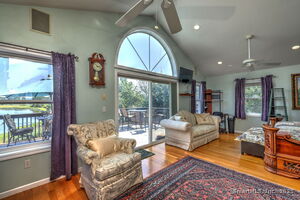 Homes for sale in Milford, CT | 404 Buckingham Ave, Milford, CT 06460 | MLS# 24129127