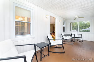 Homes for sale in Avon, CT | 152 Arch Rd, Avon, CT 06001 | MLS# 24128144