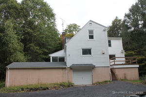 Homes for sale in Hamden, CT | 950 Benham St, Hamden, CT 06514 | MLS# 24128573