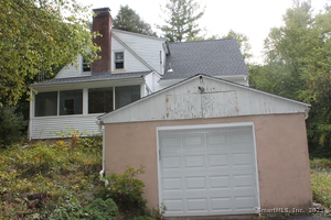 Homes for sale in Hamden, CT | 950 Benham St, Hamden, CT 06514 | MLS# 24128573