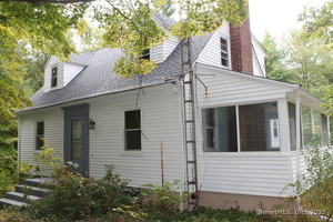 Homes for sale in Hamden, CT | 950 Benham St, Hamden, CT 06514 | MLS# 24128573