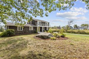 Homes for sale in Branford, CT | 94 Summer Island Rd, Branford, CT 06405 | MLS# 24128683