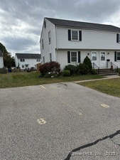 Homes for sale in Glastonbury, CT | 8 Butternut Dr #8, Glastonbury, CT 06033 | MLS# 24129182