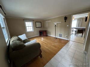 Homes for sale in Glastonbury, CT | 8 Butternut Dr #8, Glastonbury, CT 06033 | MLS# 24129182