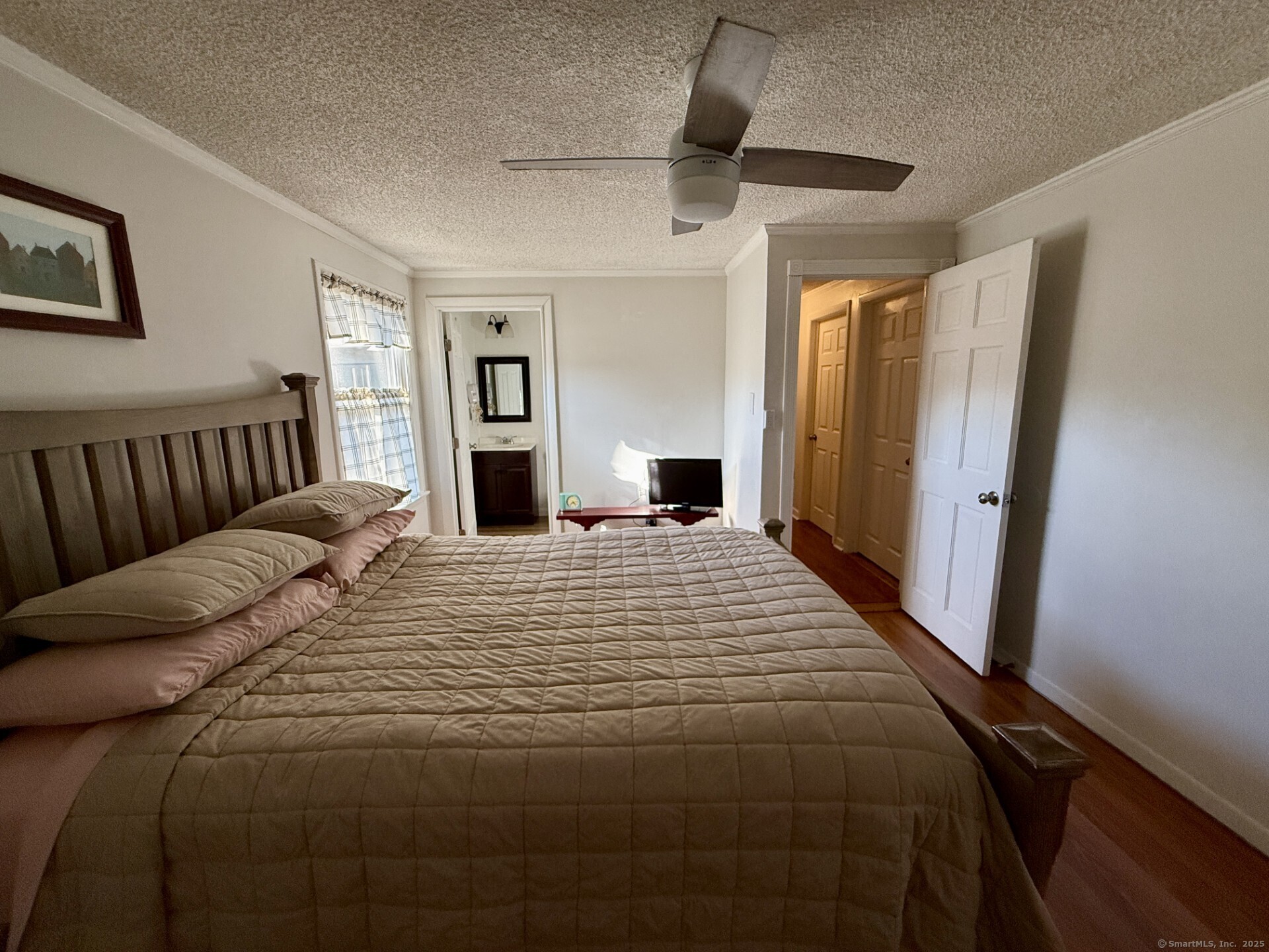 Homes for sale in Milford, CT | 6 Vernon Ct, Milford, CT 06461 | MLS# 24129225