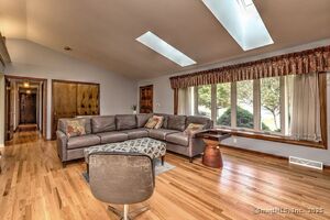 Homes for sale in Hamden, CT | 90 Brook Hill Rd, Hamden, CT 06514 | MLS# 24125375