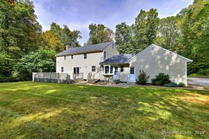 Homes for sale in Woodbridge, CT | 28 Seymour Rd, Woodbridge, CT 06525 | MLS# 24128407