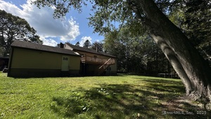 Homes for sale in Norwich, CT | 17 Nemczuk Dr, Norwich, CT 06360 | MLS# 24129376