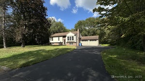 Homes for sale in Norwich, CT | 17 Nemczuk Dr, Norwich, CT 06360 | MLS# 24129376