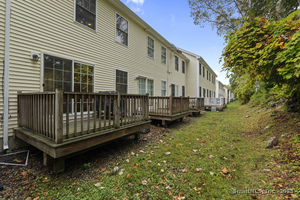 Homes for sale in Norwich, CT | 527 West Thames St #9, Norwich, CT 06360 | MLS# 24127091