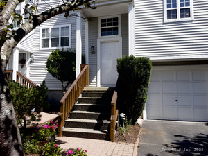 510 Foxboro Drive