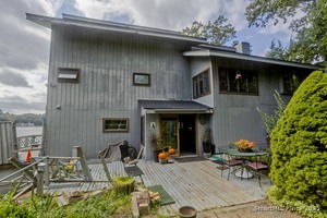 Homes for sale in Suffield, CT | 371 Lakeview Dr, Suffield, CT 06093 | MLS# 24124480