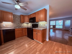 Homes for sale in Hamden, CT | 182 Worth Ave, Hamden, CT 06518 | MLS# 24129304