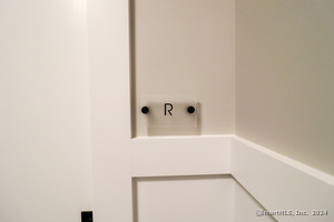 Homes for sale in New Haven, CT | 300 Harbour Close #R, New Haven, CT 06519 | MLS# 24129527