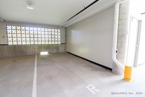 Homes for sale in New Haven, CT | 300 Harbour Close #R, New Haven, CT 06519 | MLS# 24129527