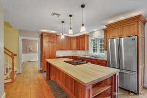 Homes for sale in Mansfield, CT | 152 Cedar Swamp Rd, Mansfield, CT 06268 | MLS# 24129496