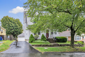 Homes for sale in Stratford, CT | 54 Vernon St, Stratford, CT 06615 | MLS# 24129573