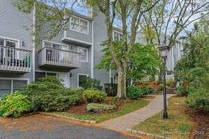Homes for sale in Greenwich, CT | 351 Pemberwick Rd #APT 111, Greenwich, CT 06831 | MLS# 24129050