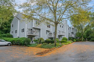 Homes for sale in Greenwich, CT | 351 Pemberwick Rd #APT 111, Greenwich, CT 06831 | MLS# 24129050
