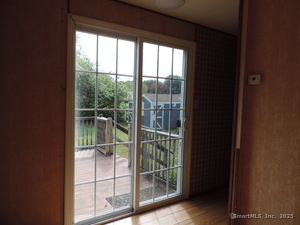 Homes for sale in Thompson, CT | 81 Parkway Dr, Thompson, CT 06277 | MLS# 24129585