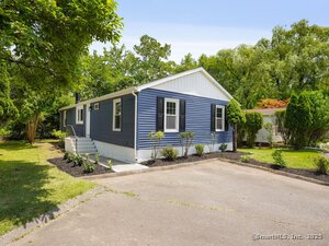 Homes for sale in Westport, CT | 28 Crescent Park Rd, Westport, CT 06880 | MLS# 24129663