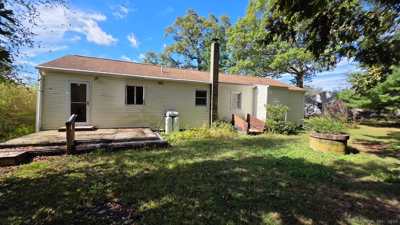 Homes for sale in Groton, CT | 23 Midway Oval, Groton, CT 06340 | MLS# 24129755