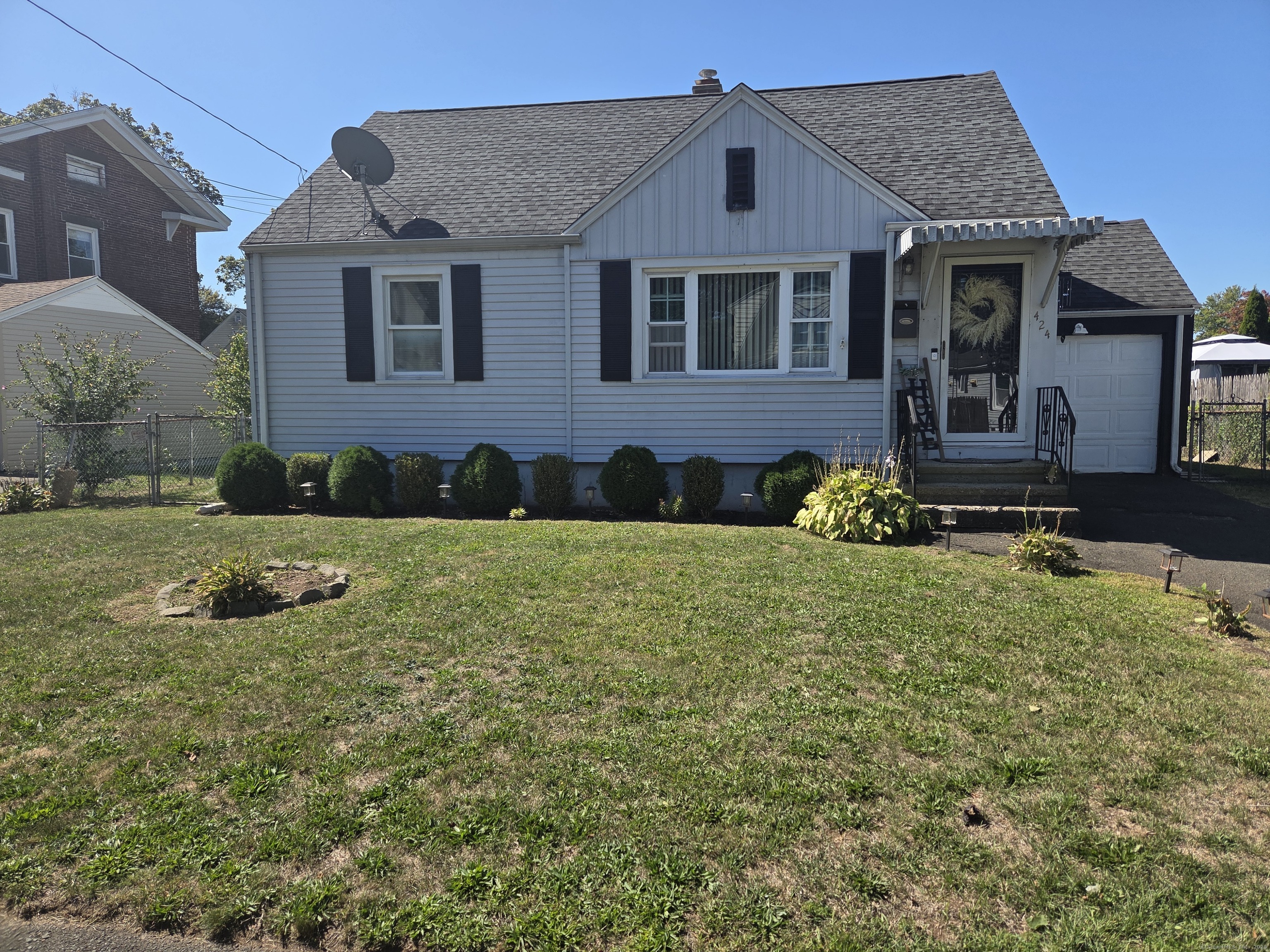 424 Circular Avenue